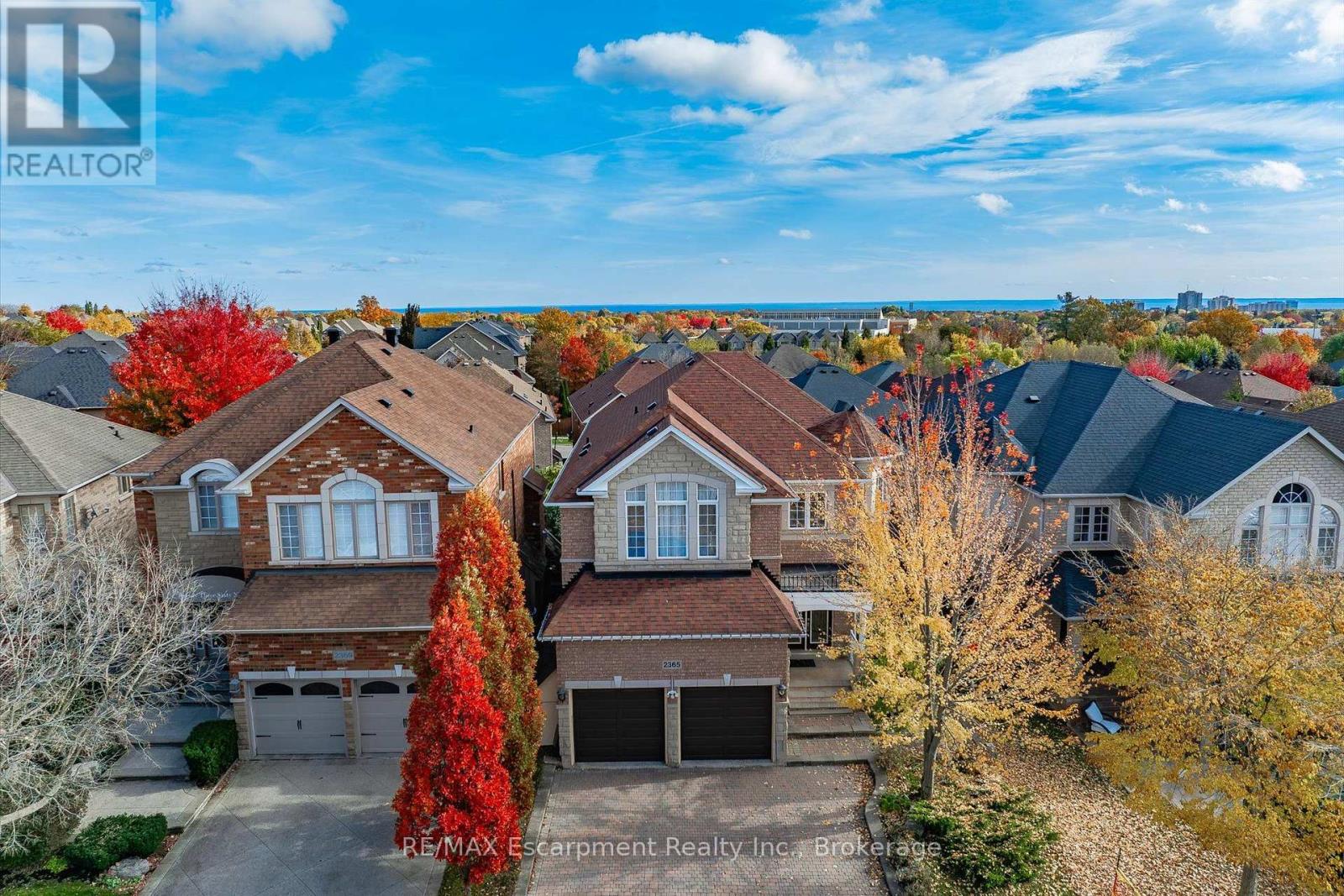 2365 HERTFORDSHIRE WAY, Oakville (JC Joshua Creek) — photo 2