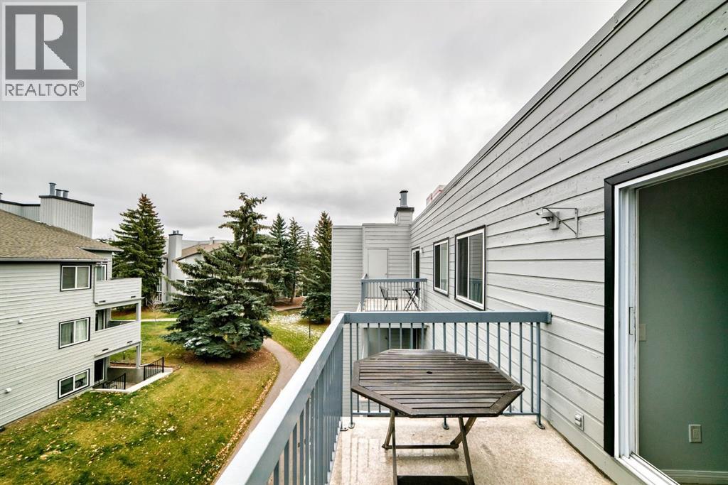 2467, 70 Glamis Drive SW, Calgary — photo 6