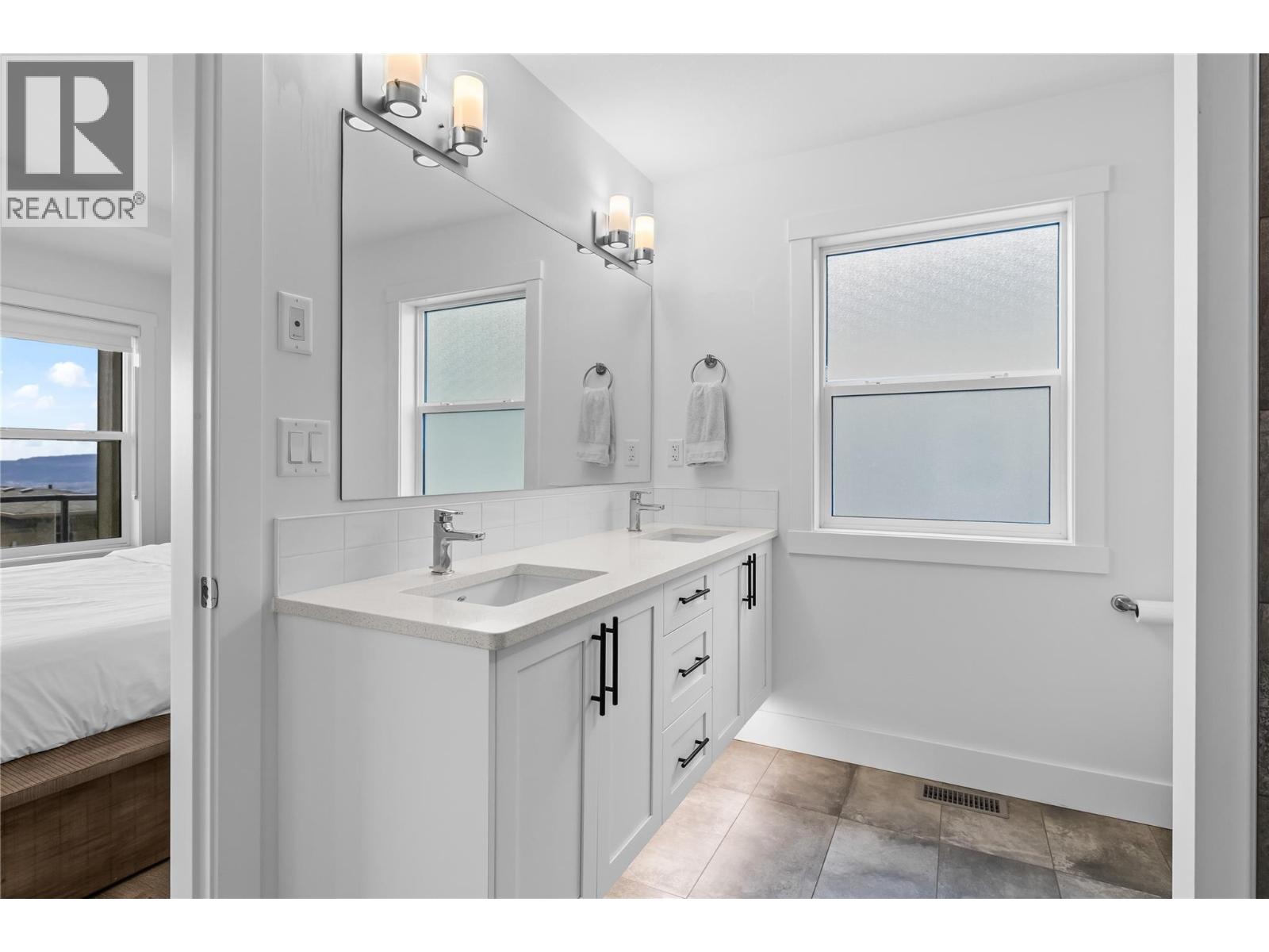  1556 Tower Ranch Drive, Kelowna