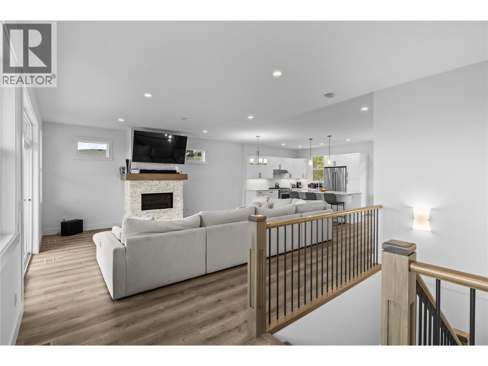  1556 Tower Ranch Drive, Kelowna