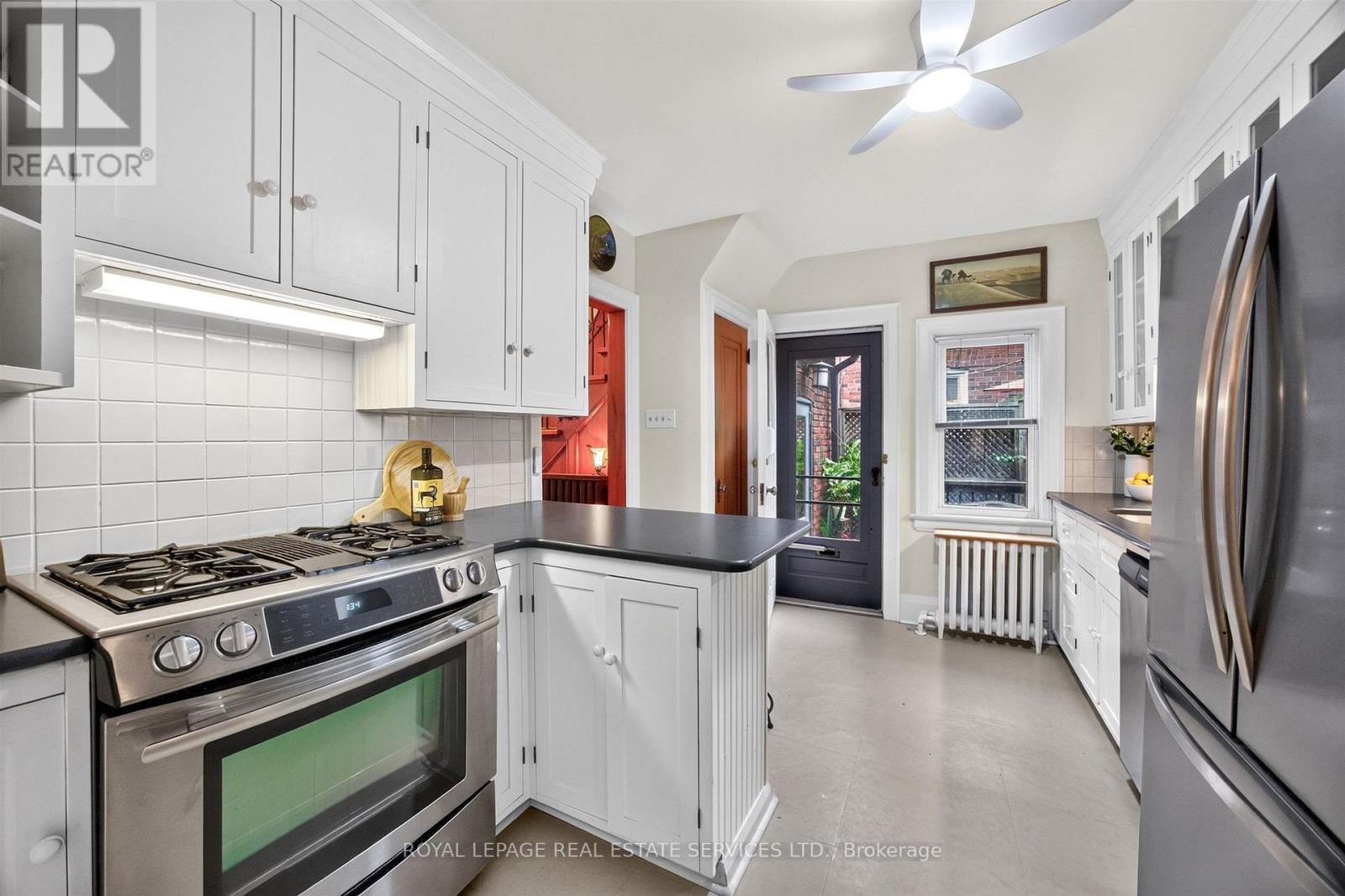 27 VERBENA AVENUE - 15