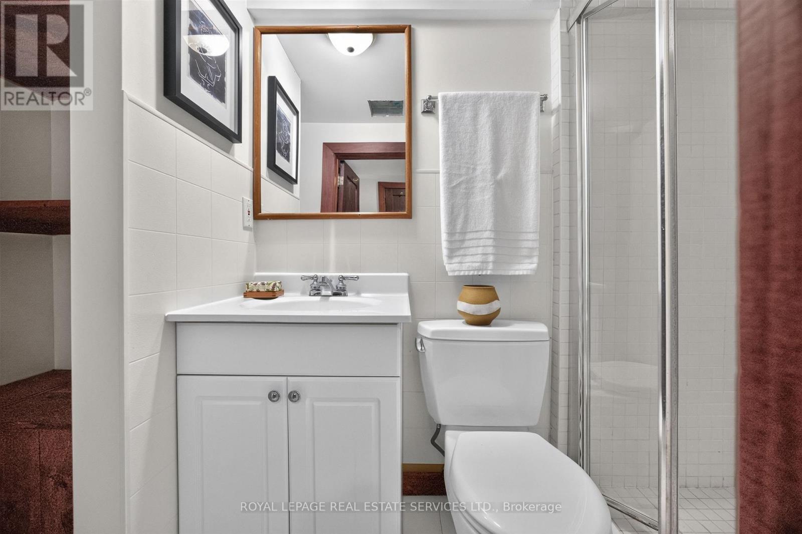 27 VERBENA AVENUE - 33