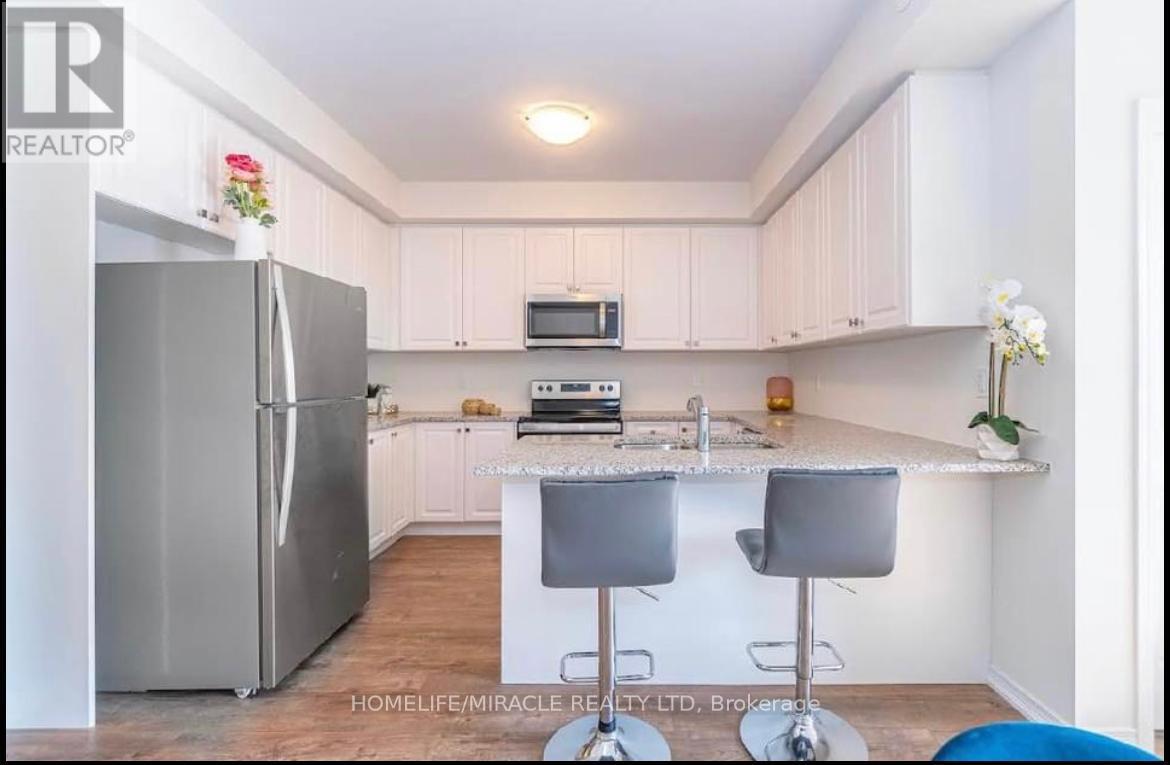 #2 26 HUMBERWOOD BOULEVARD - 3