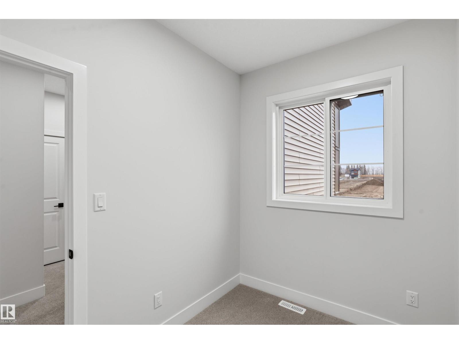 Property photograph 37 for MLS E4514636