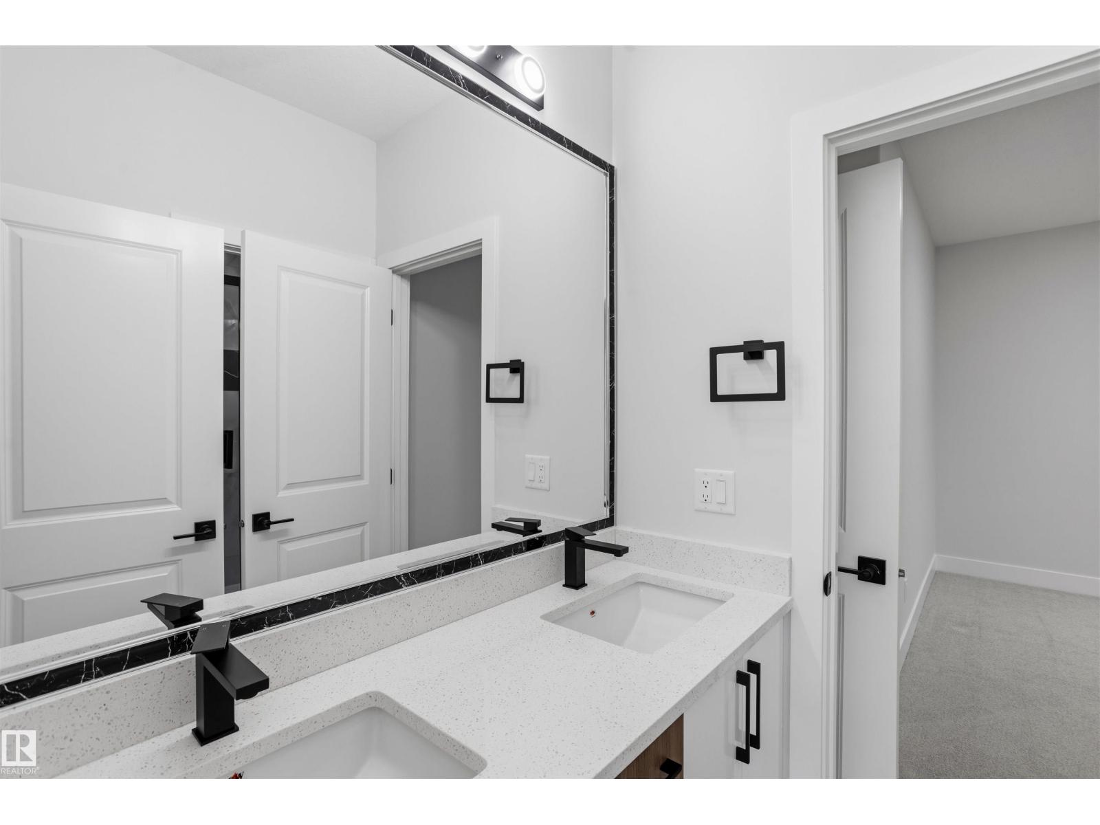 Property photograph 44 for MLS E4514636