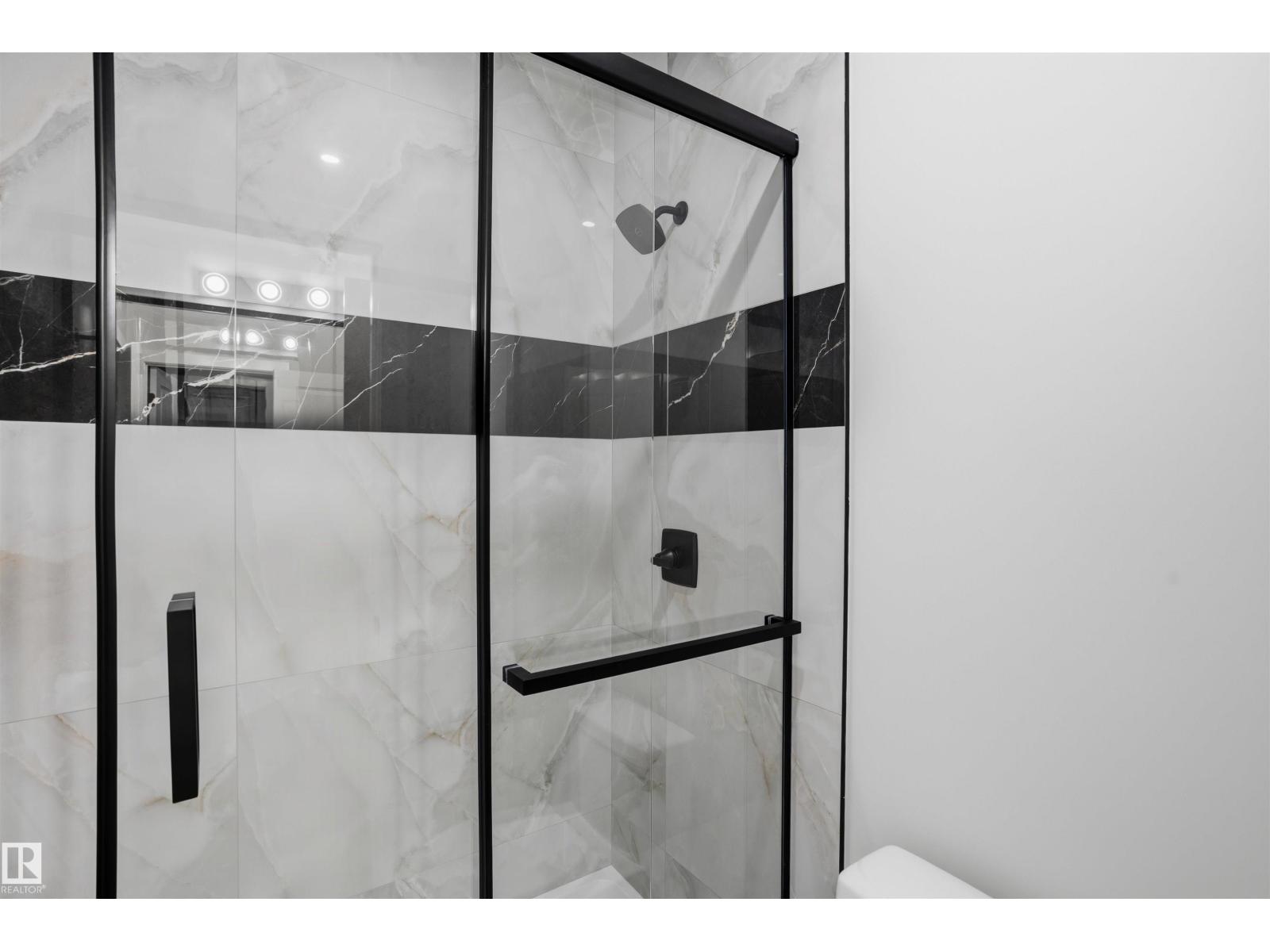 Property photograph 45 for MLS E4514636