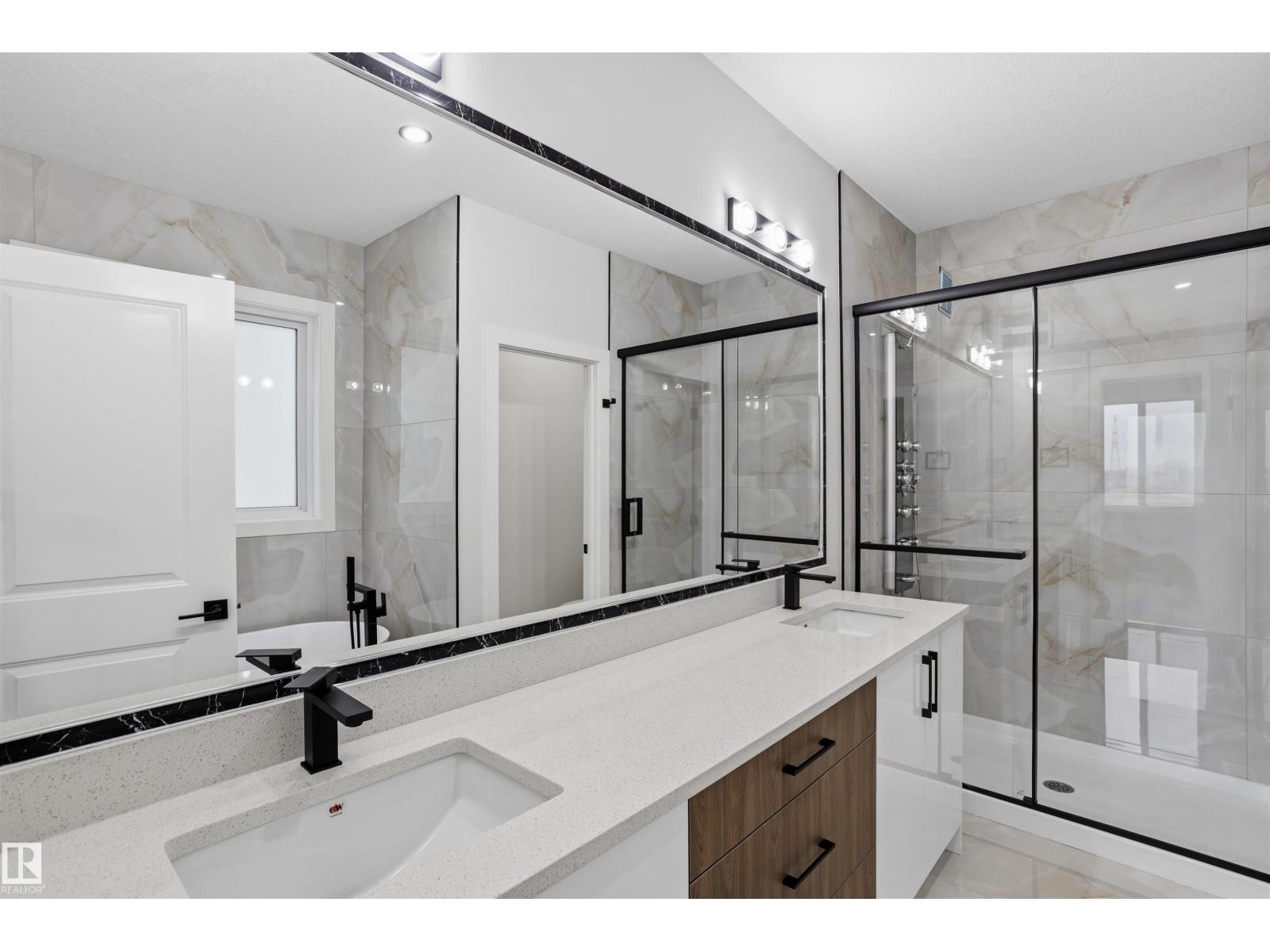 2314 6A AV SW, Edmonton — photo 34