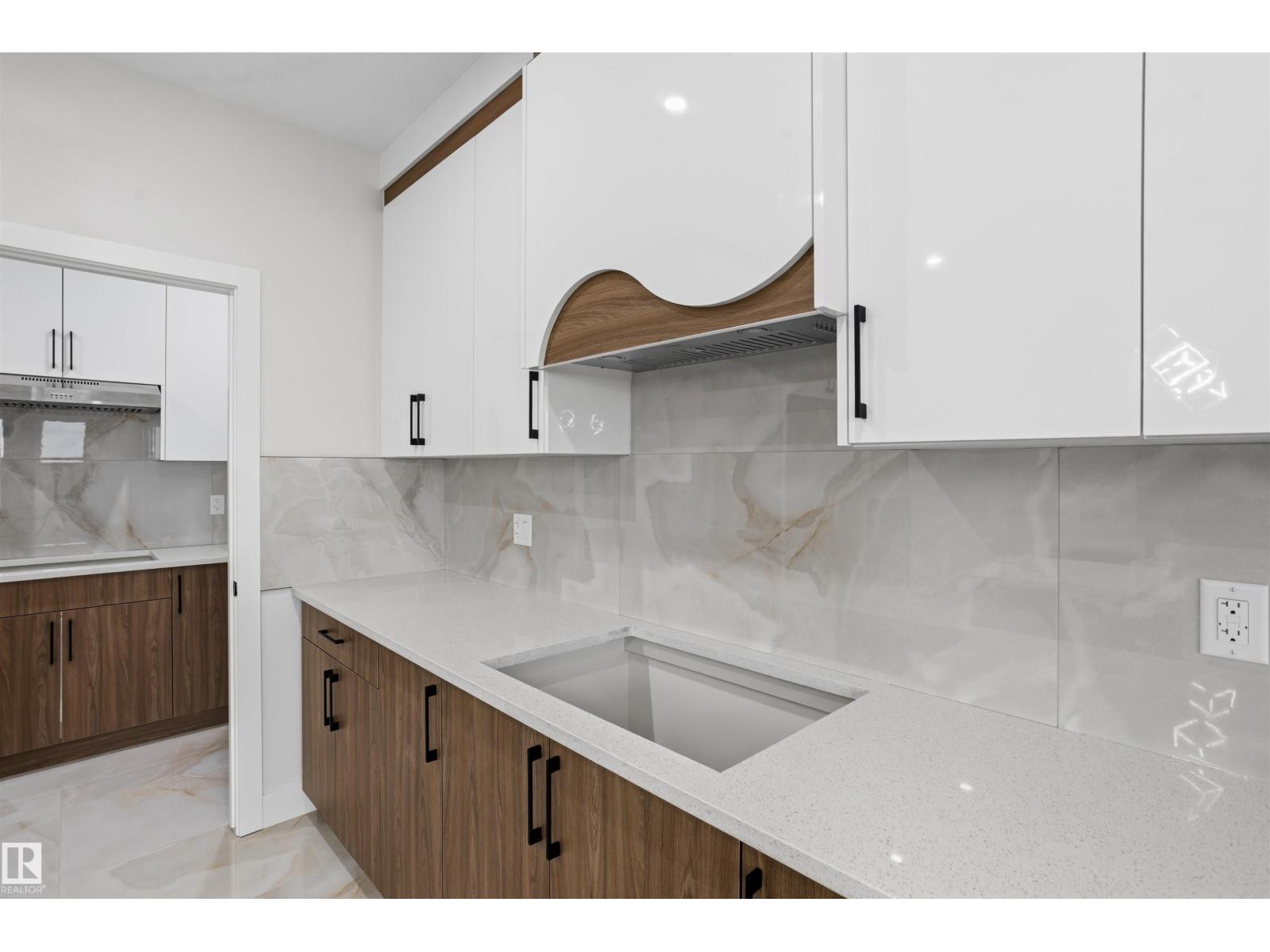 2314 6A AV SW, Edmonton — photo 18