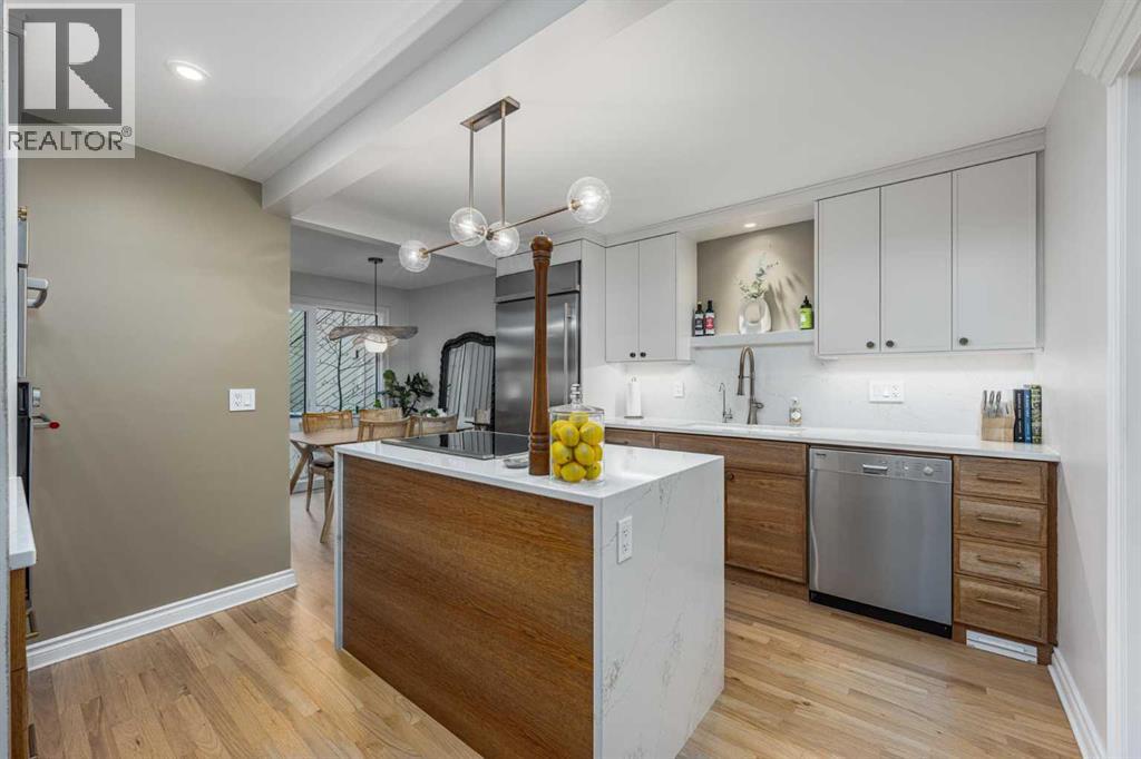 Property photograph 8 for MLS A2355430
