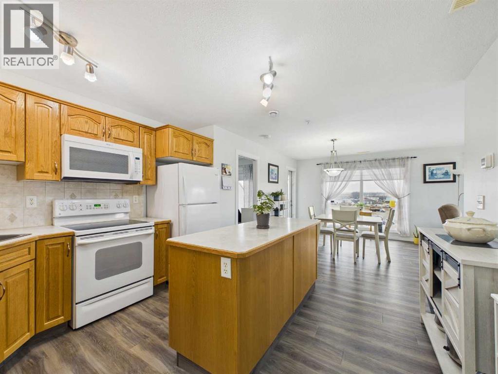 Listing photo – 411, 4425 Heritage Way, Lacombe