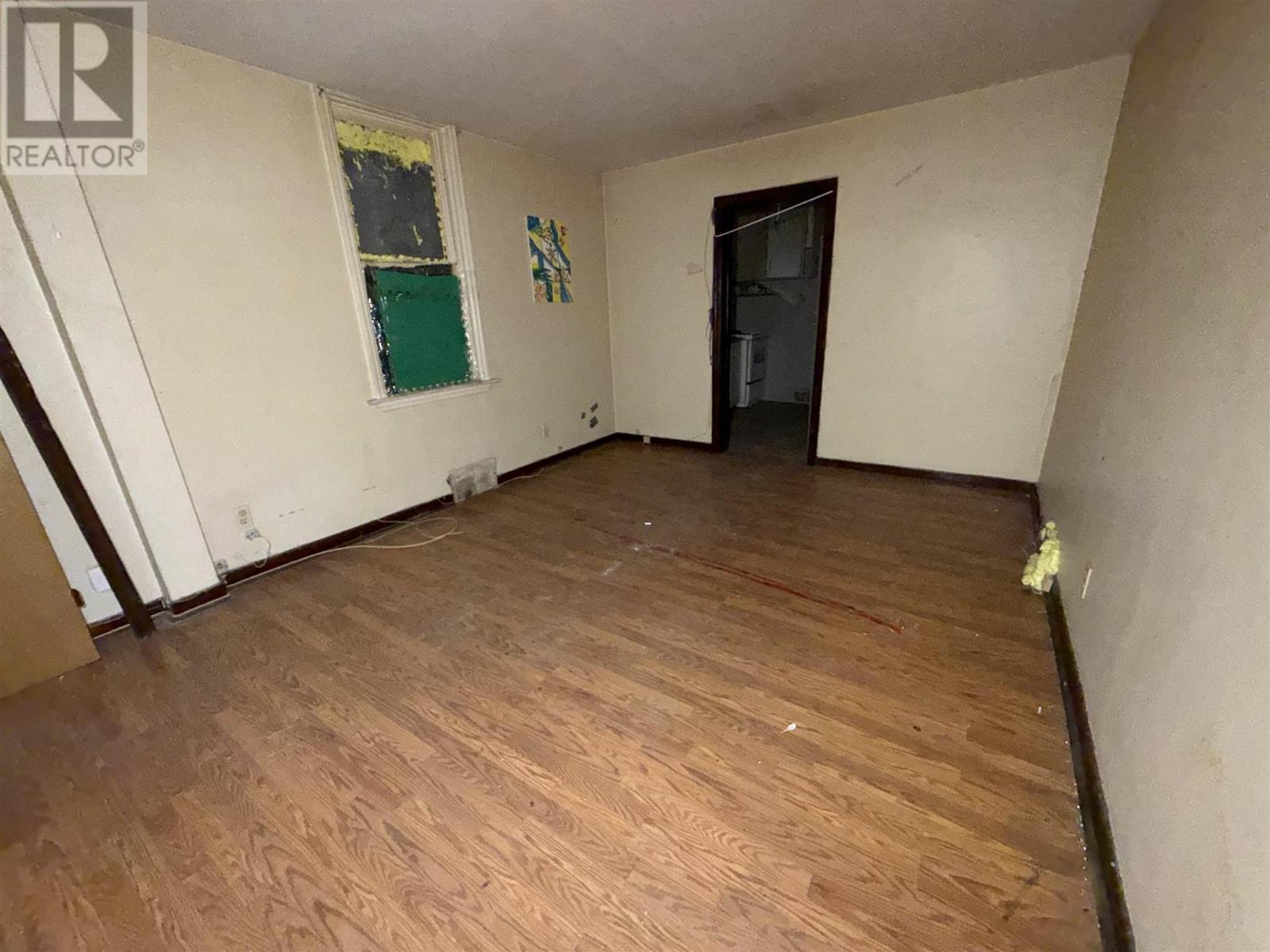 292 Pim ST - 24