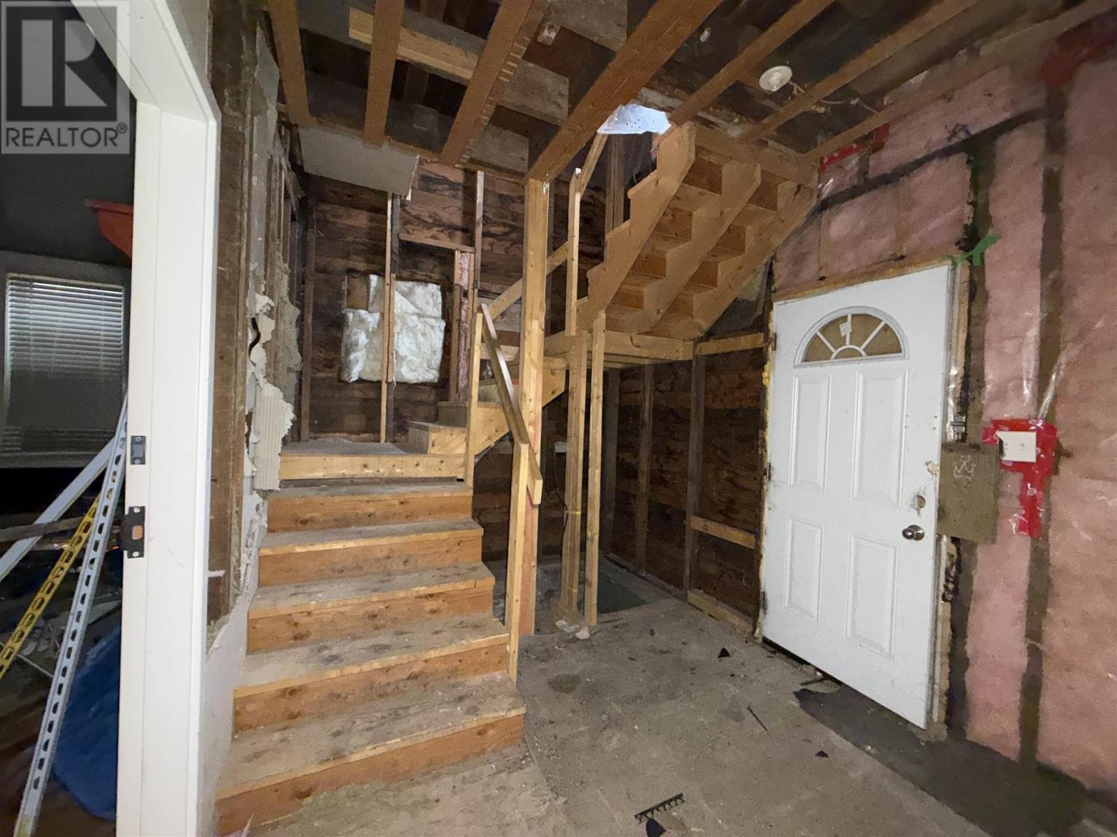 292 Pim ST - 5