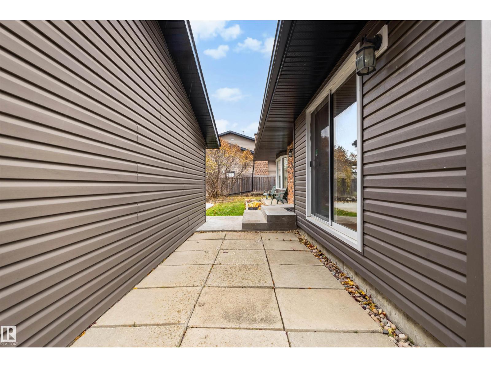 11233 34A AV NW, Edmonton — photo 33