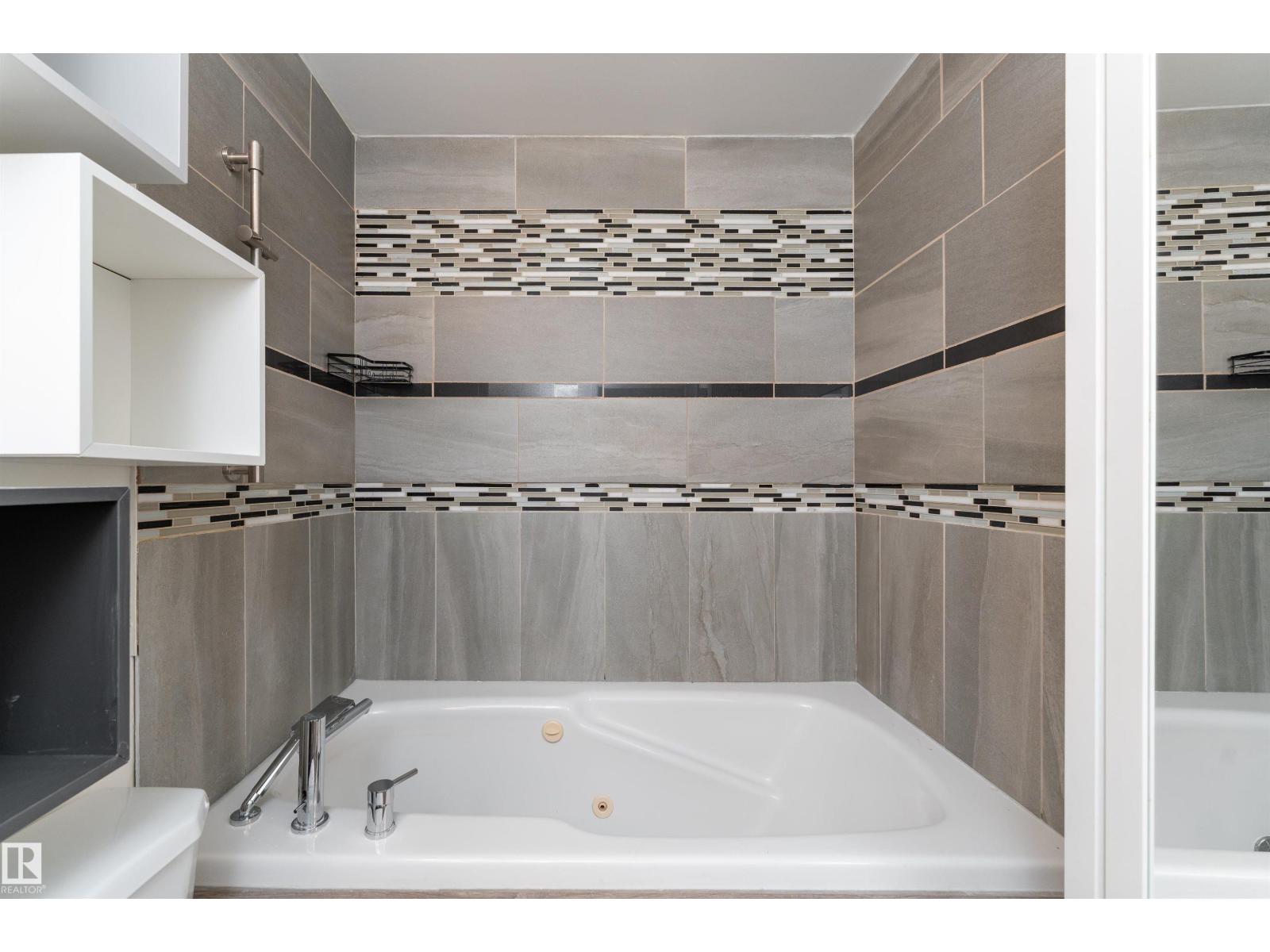 Property photograph 24 for MLS E4514694