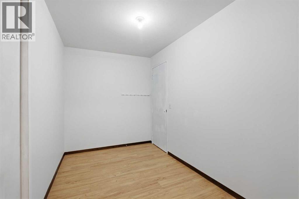 3 Glenport Road, Cochrane - Image 1