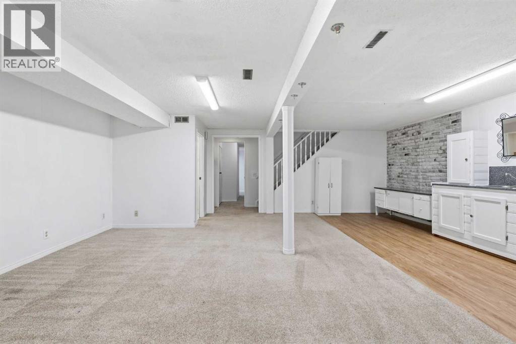 3 Glenport Road, Cochrane - Image 1