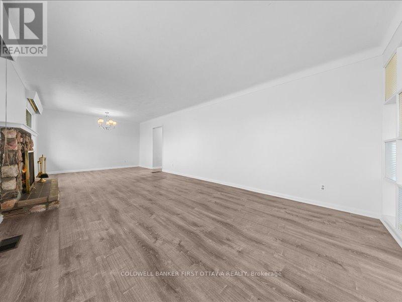 703 WINDERMERE AVENUE, Ottawa — photo 10