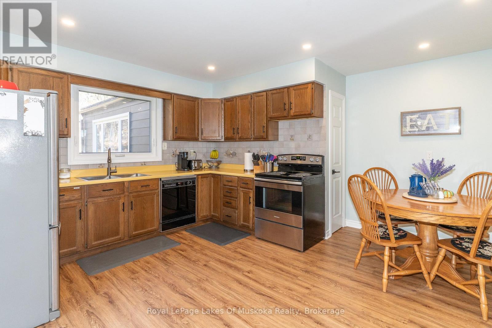 1003 HEINTZMAN GATE - 12