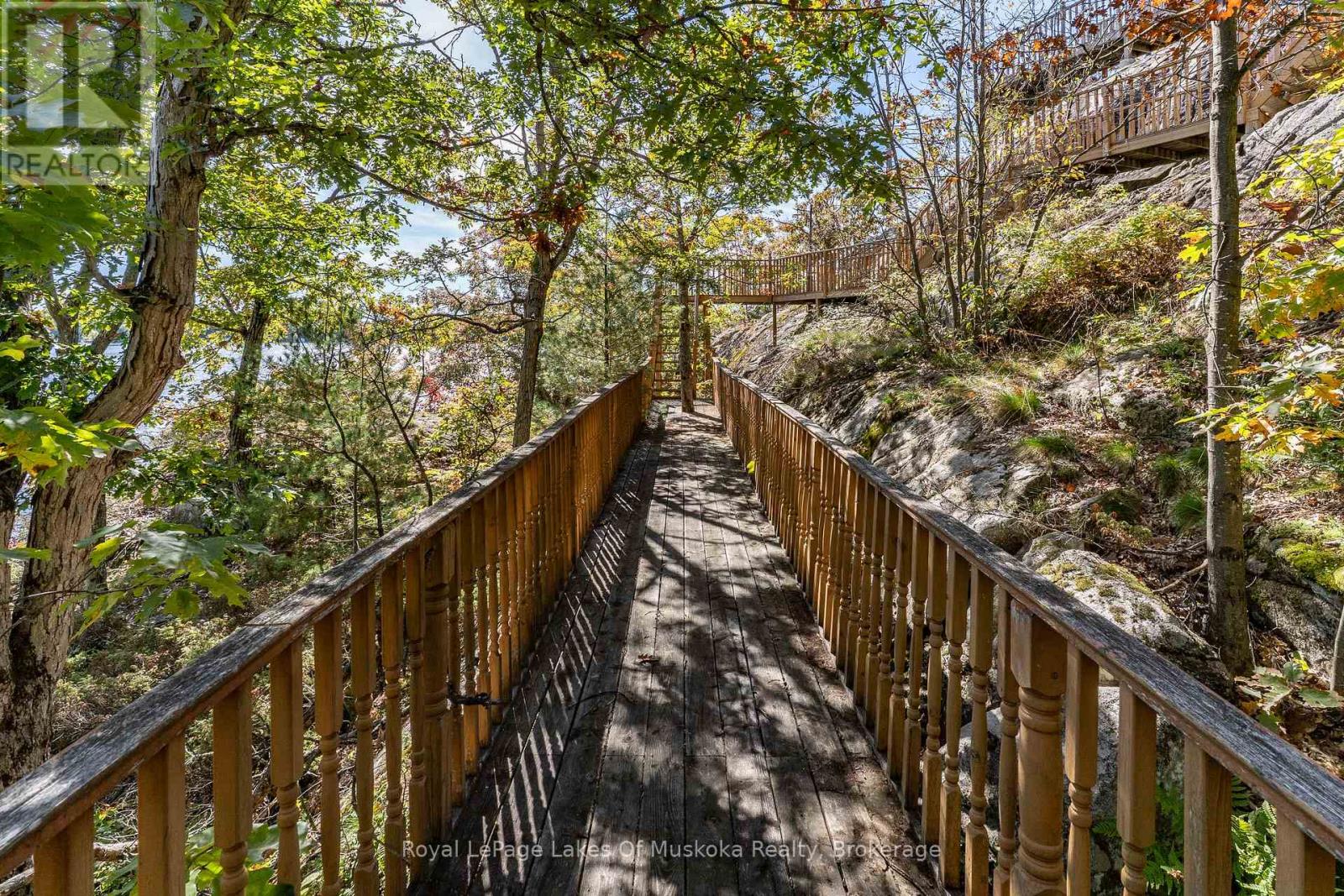 1003 HEINTZMAN GATE - 36