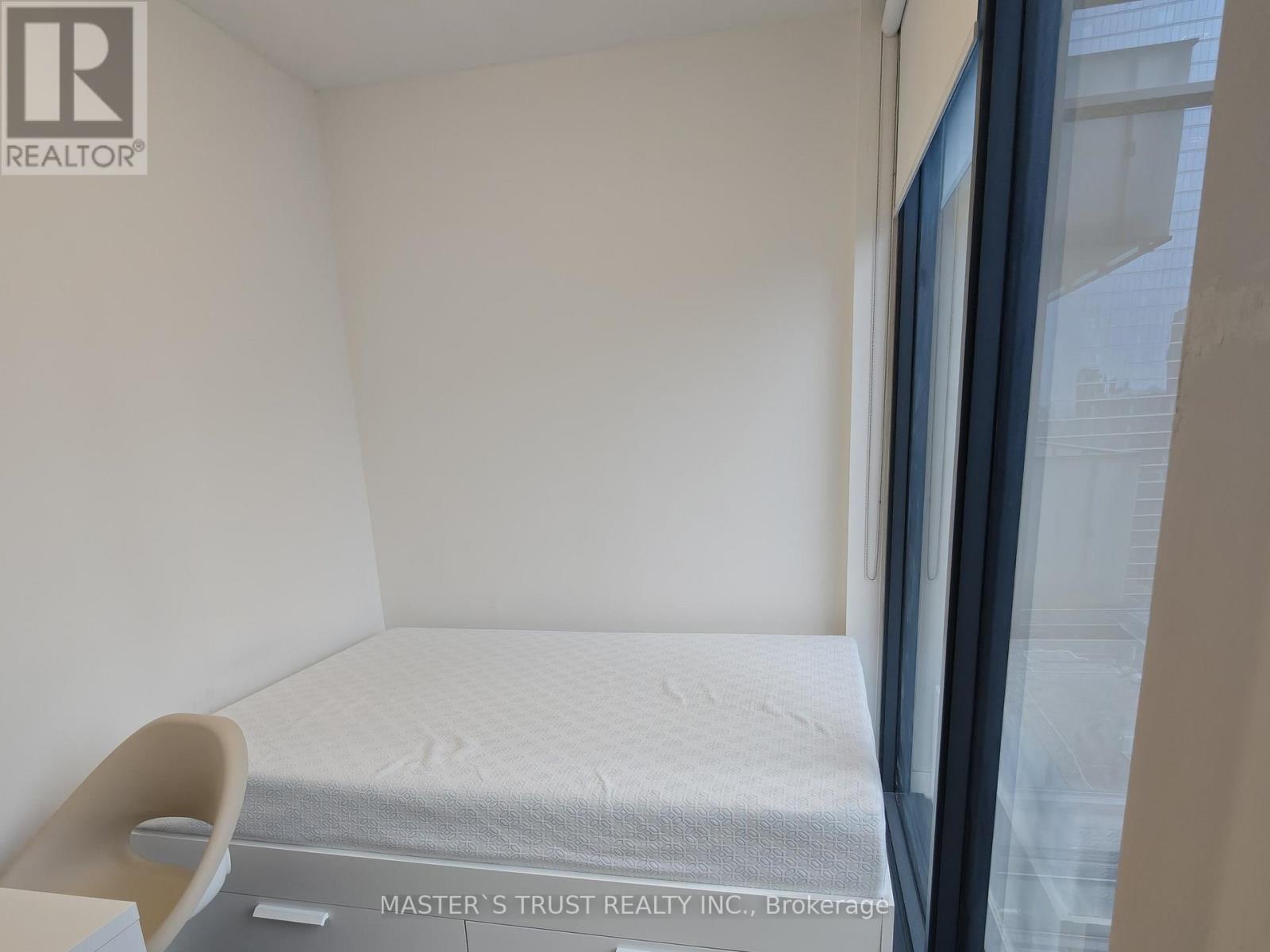 #2608 25 RICHMOND STREET E - 14