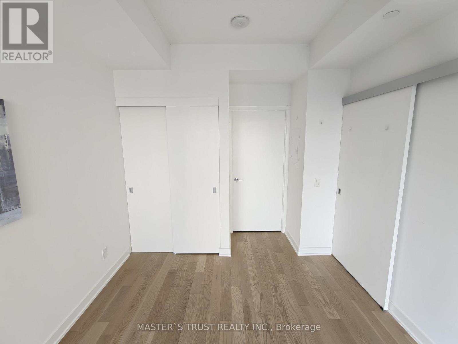 #2608 25 RICHMOND STREET E - 9