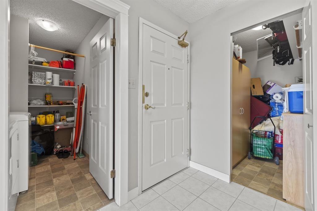 #1501-11920 80 Avenue, Delta