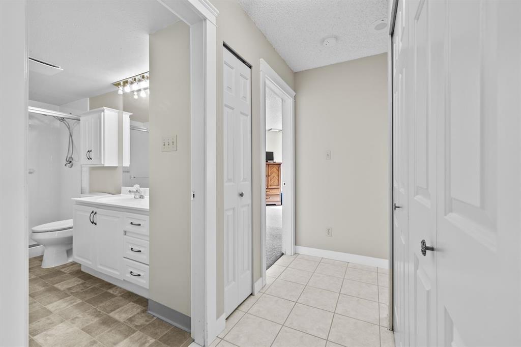 #1501-11920 80 Avenue, Delta