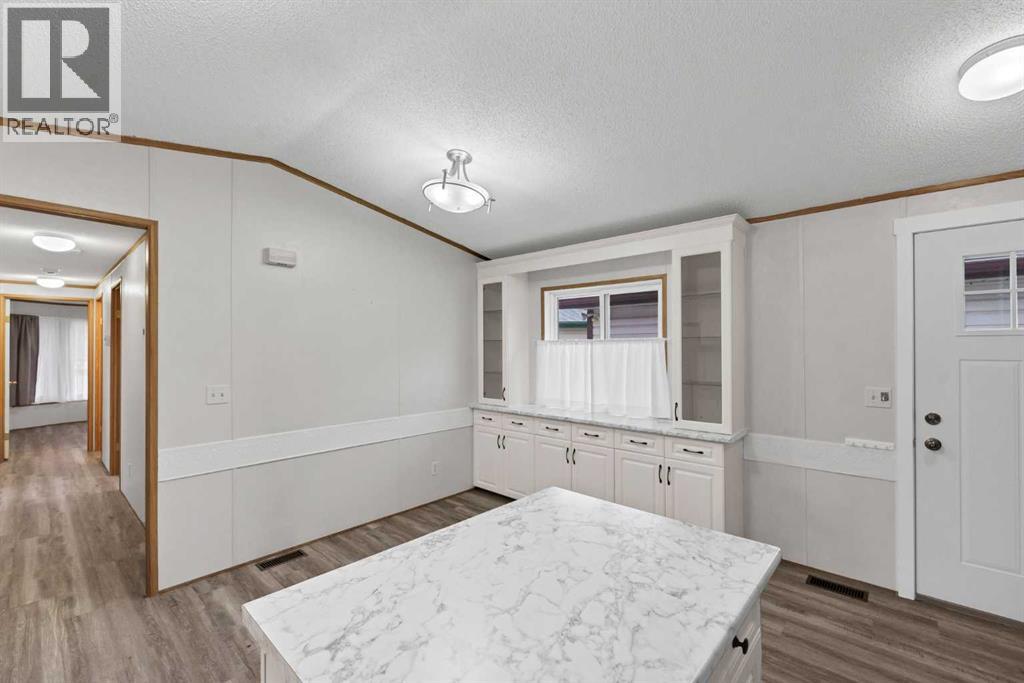 Property photograph 11 for MLS A2355503