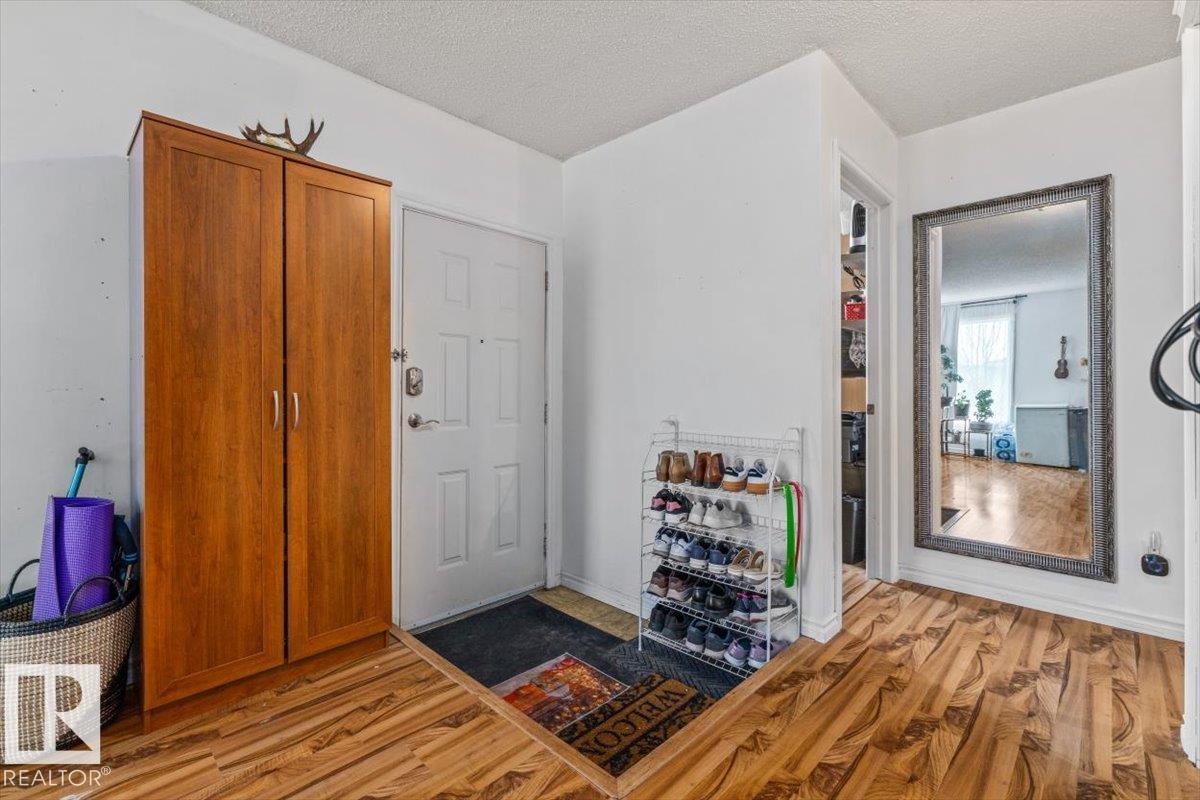 Property photograph 2 for MLS E4514701