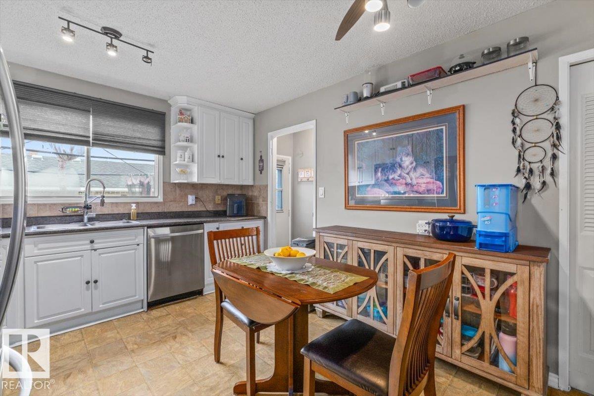 Property photograph 3 for MLS E4514701