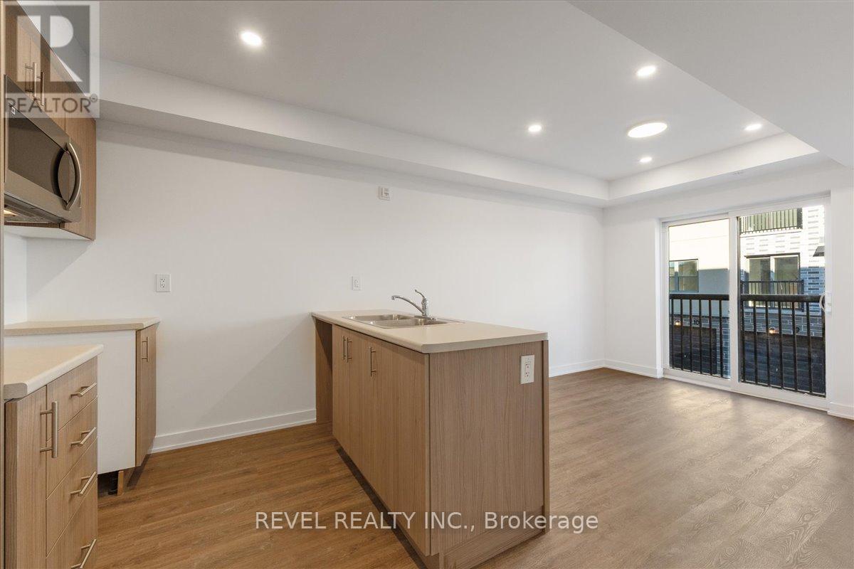 7- 200 Railway Engine House Way, Whitby, ON photo 9
