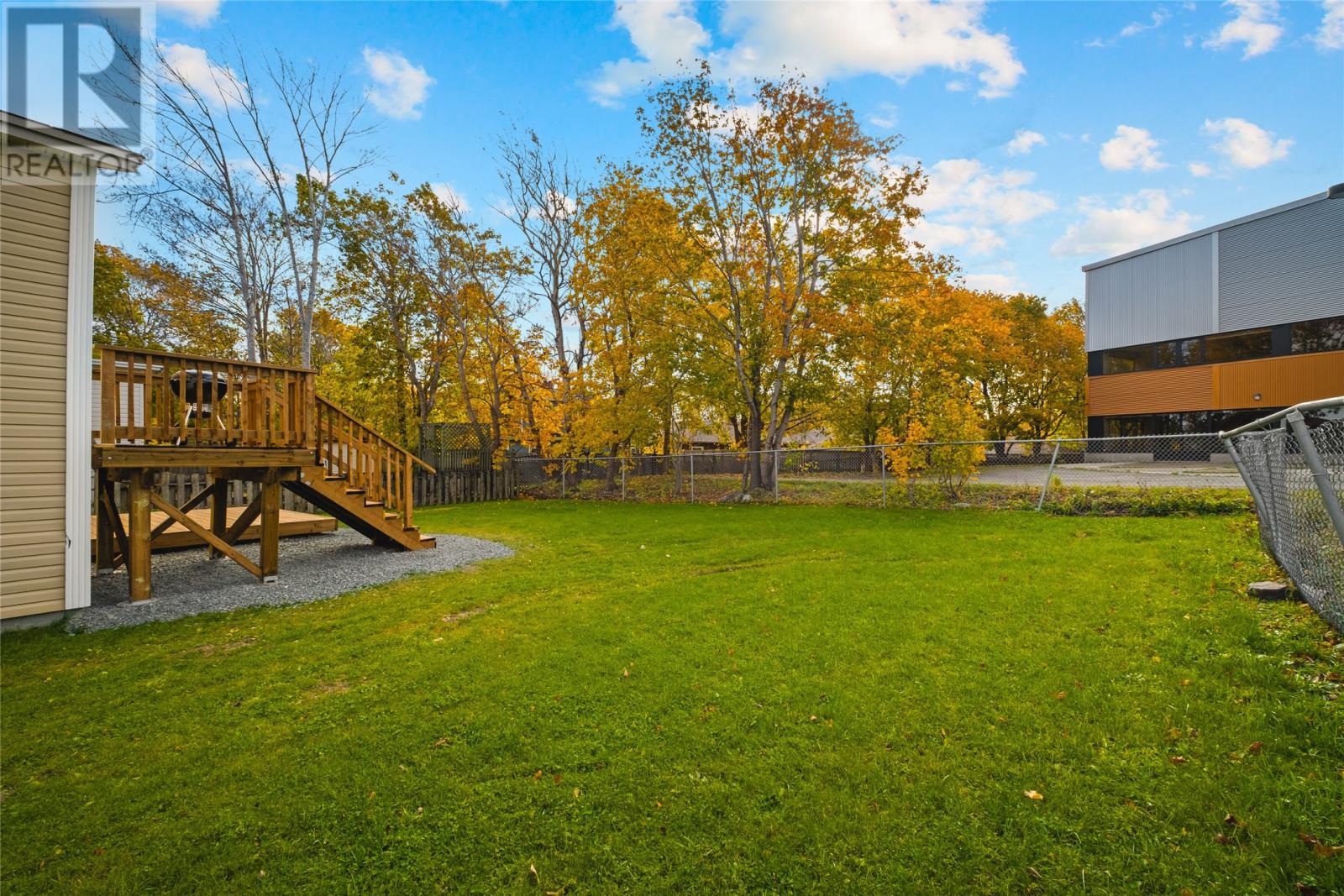 61 Bennett Avenue - 24