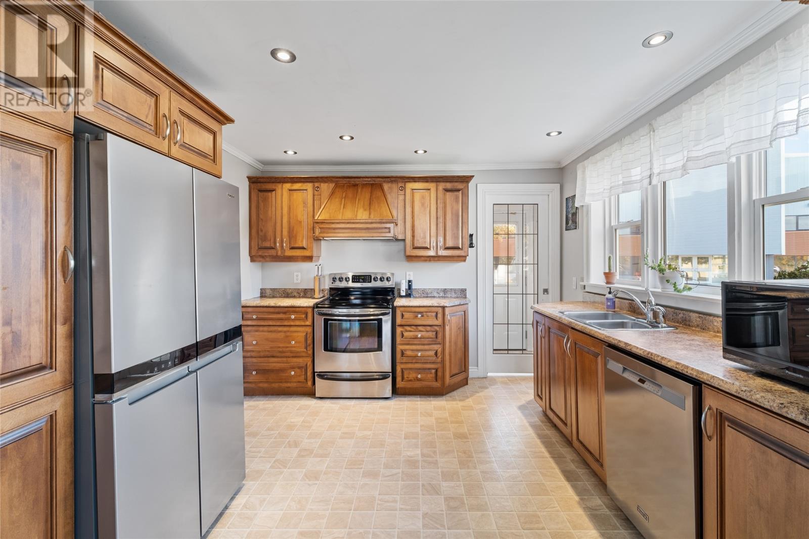 61 Bennett Avenue - 5