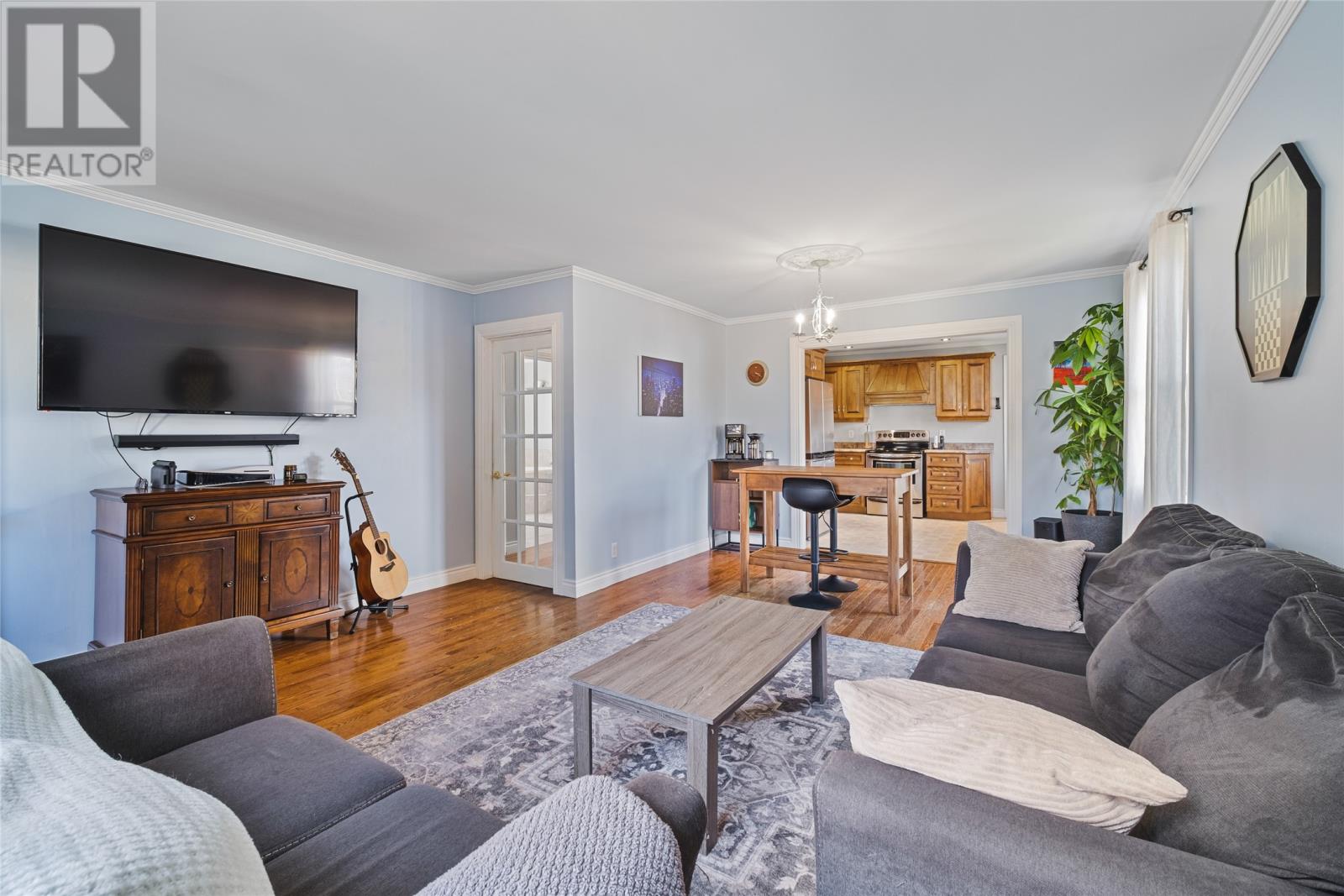 61 Bennett Avenue - 8