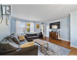 61 Bennett Avenue thumbnail 12