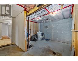 61 Bennett Avenue thumbnail 22