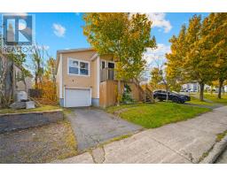 61 Bennett Avenue thumbnail 27