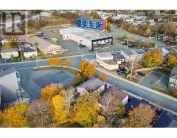 61 Bennett Avenue thumbnail 29