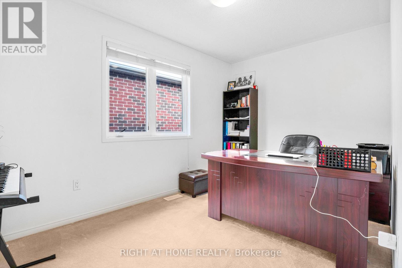33 Russel Drive, Bradford West Gwillimbury photo 26