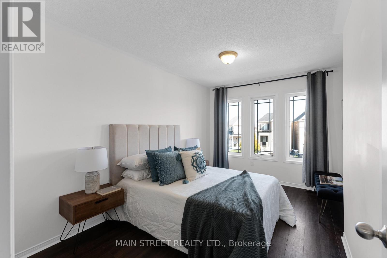 142 Orr Drive, Bradford West Gwillimbury photo 24
