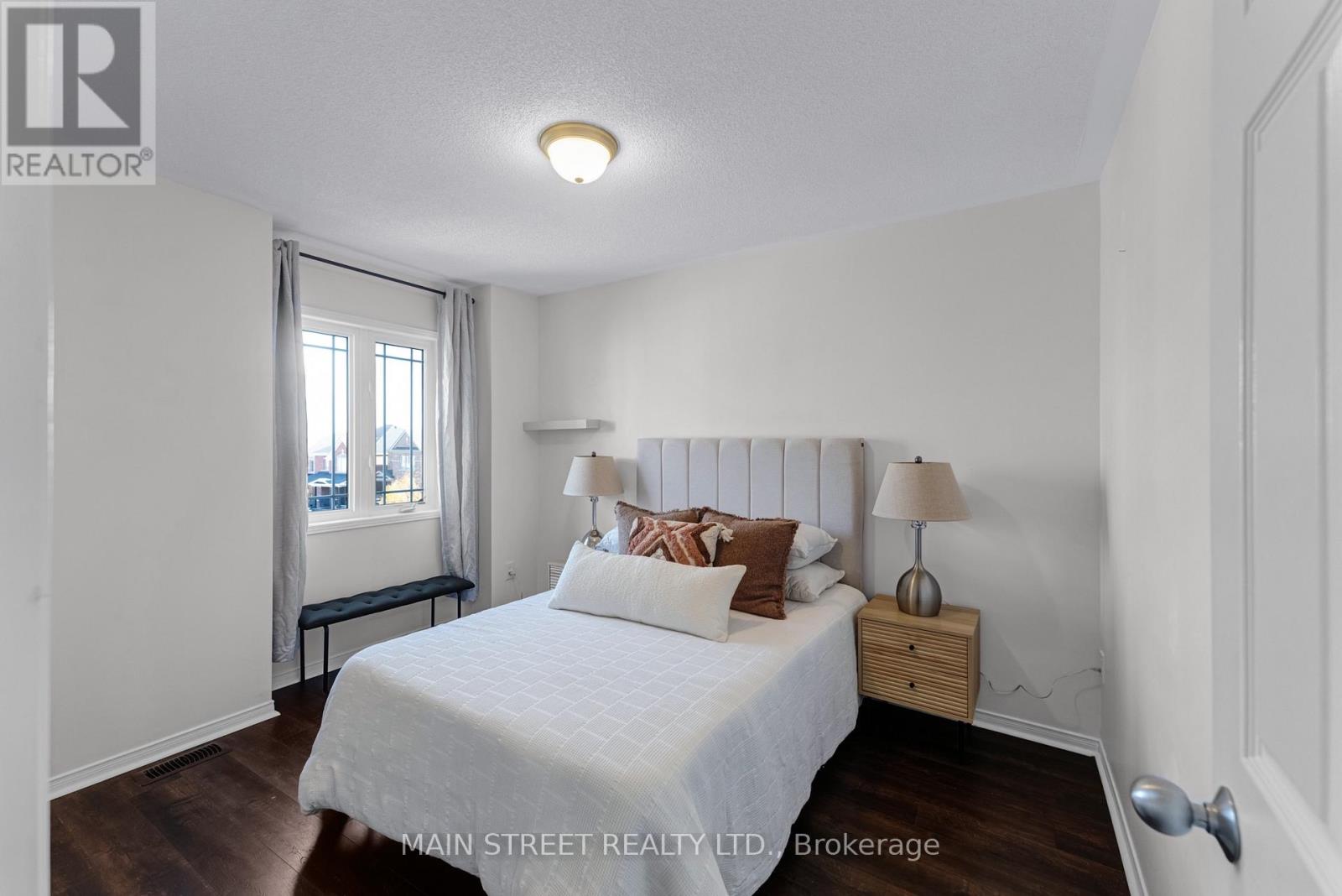 142 Orr Drive, Bradford West Gwillimbury photo 26