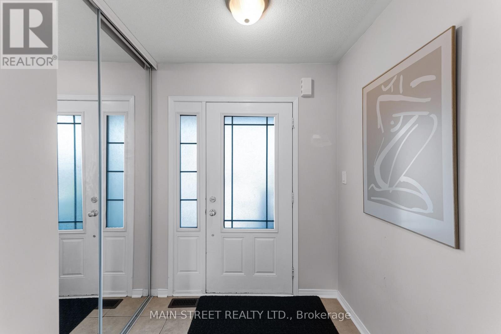 142 Orr Drive, Bradford West Gwillimbury photo 4
