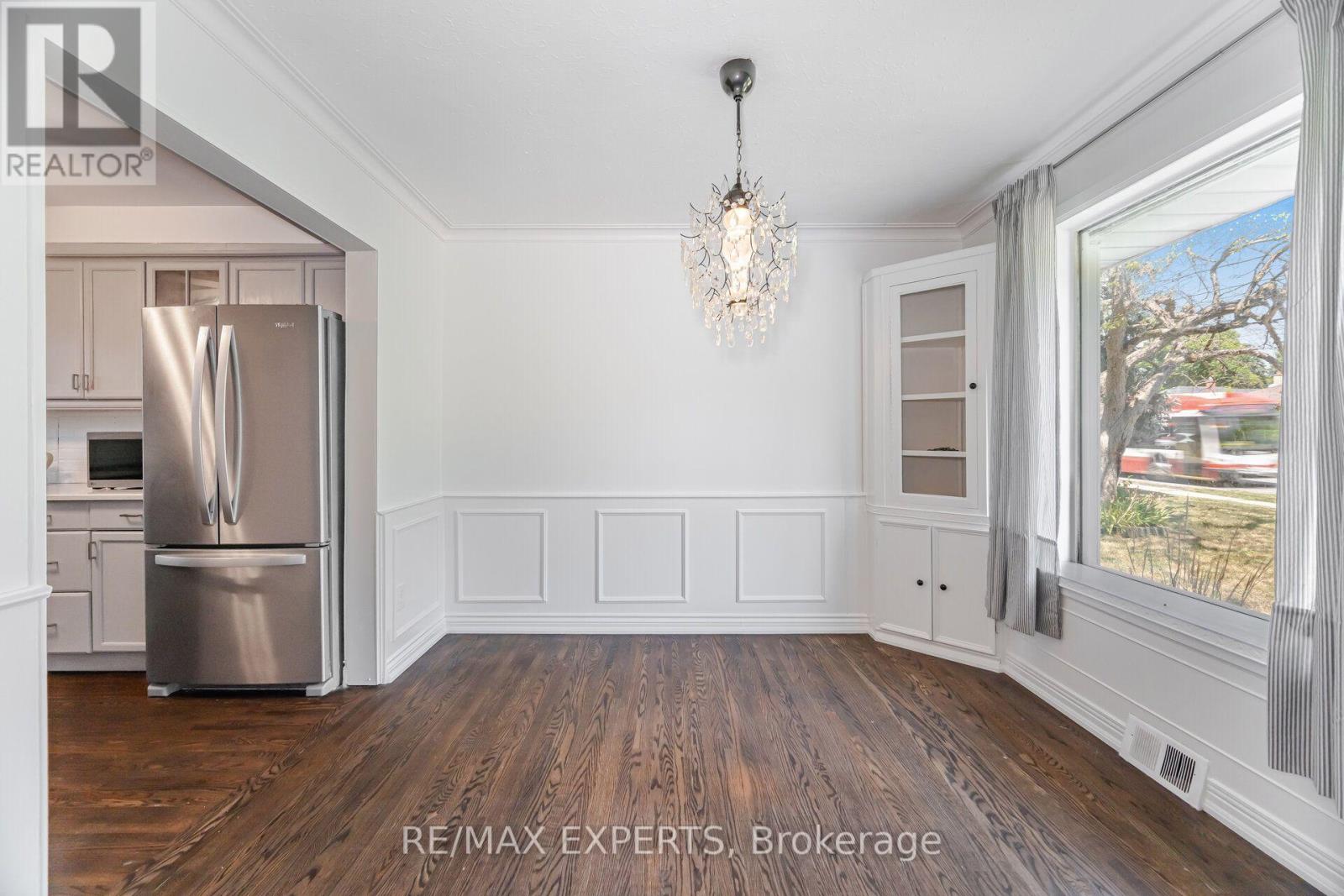 1286 KIPLING AVENUE - 11
