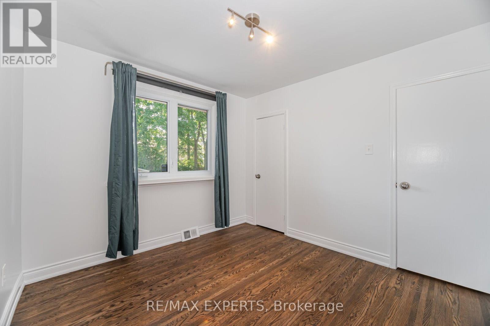 1286 KIPLING AVENUE - 19