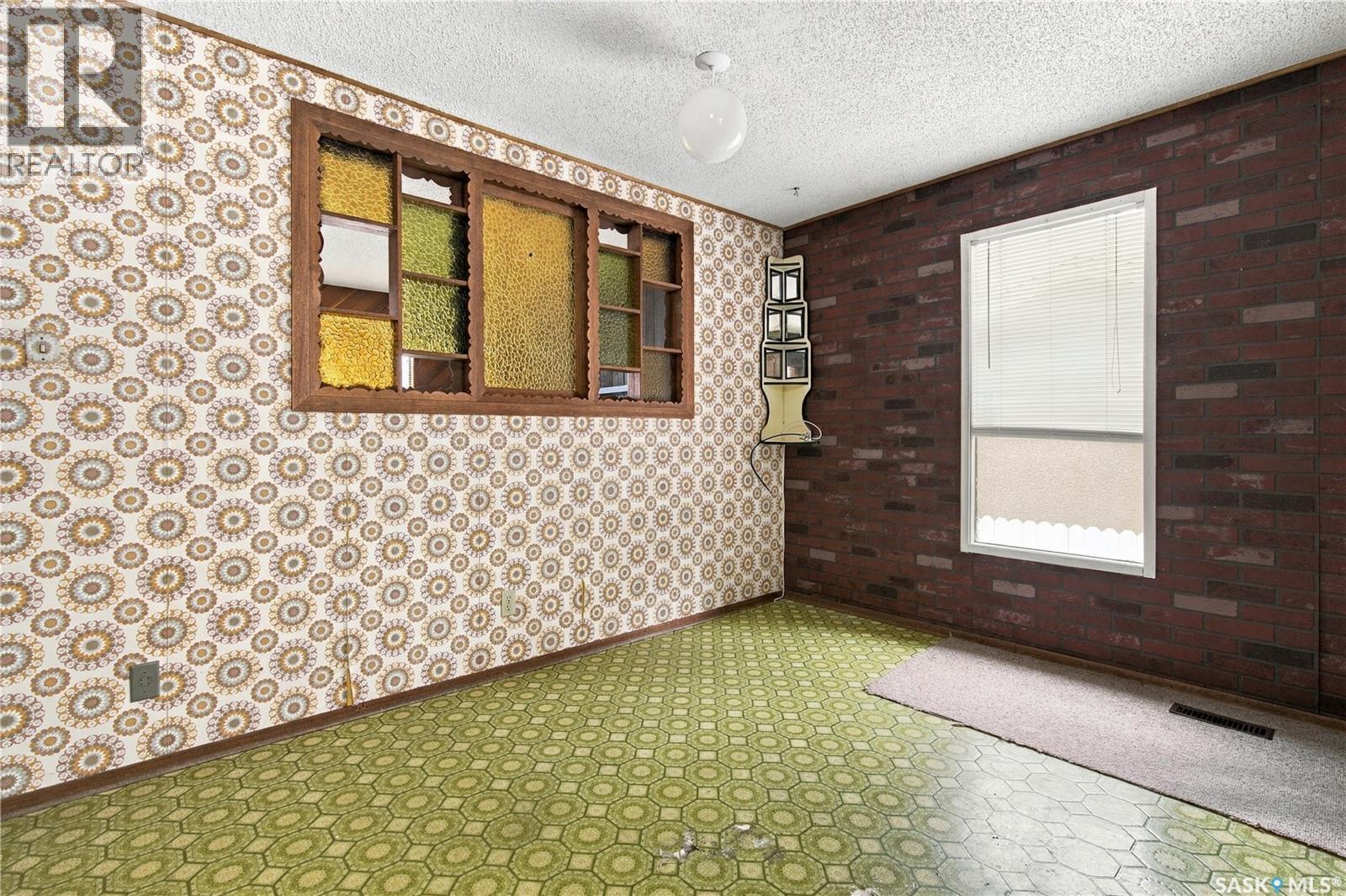 145 4th STREET, Pilot Butte — photo 14
