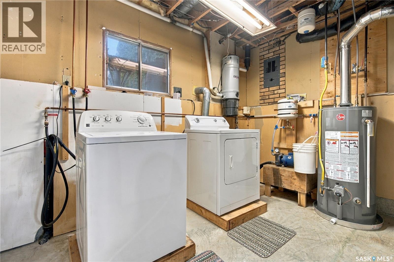 145 4th STREET, Pilot Butte — photo 29
