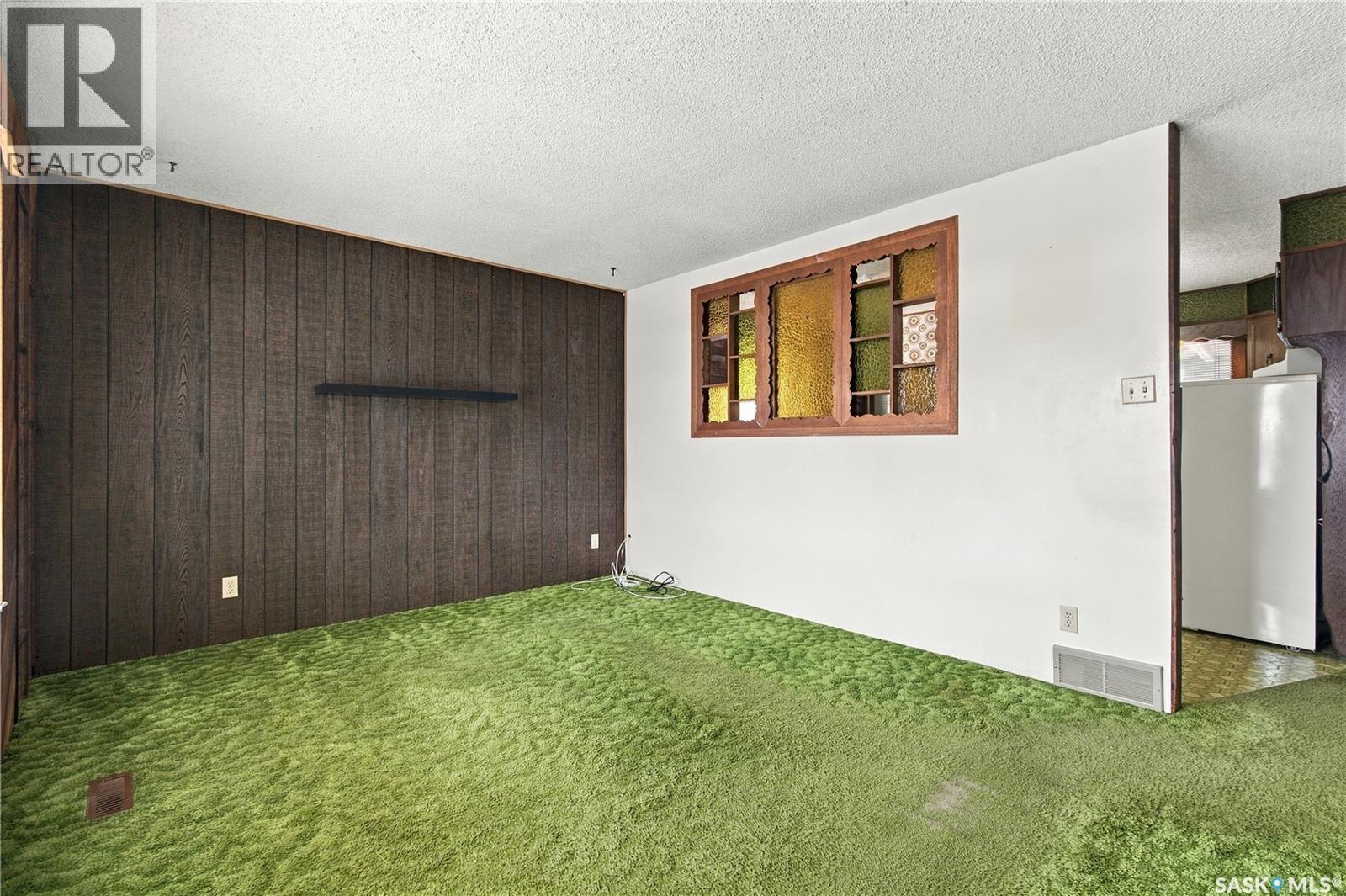 145 4th STREET, Pilot Butte — photo 9