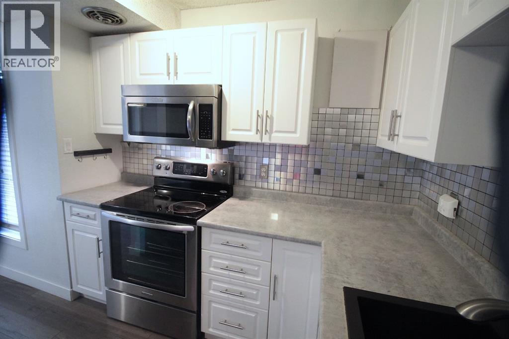 68, 4740 Dalton Drive NW, Calgary — photo 3