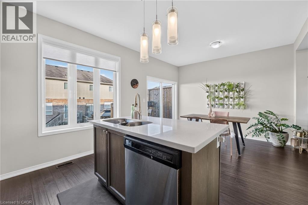 5025 DESANTIS Drive, Beamsville — photo 10