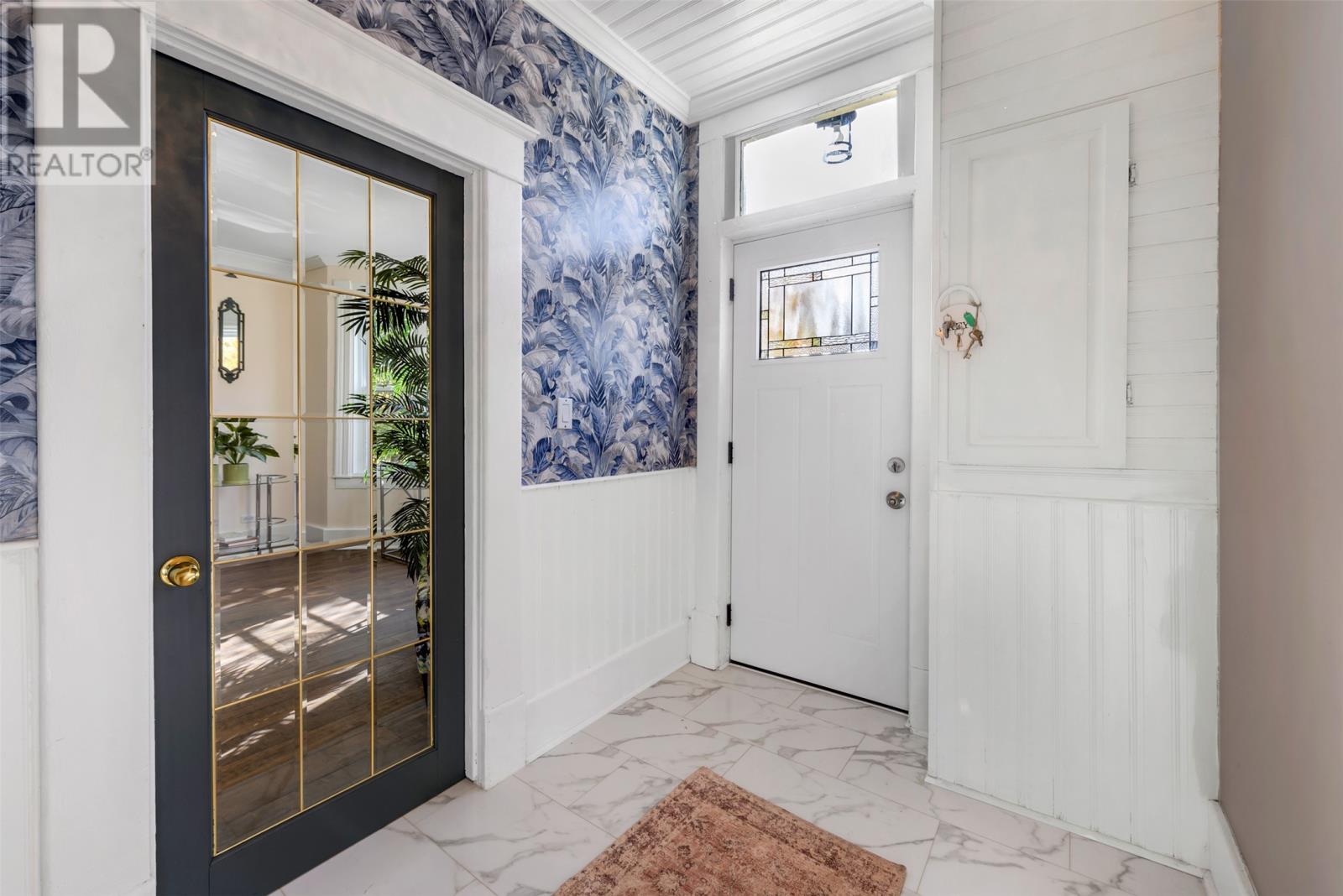 62 Leslie Street - 8